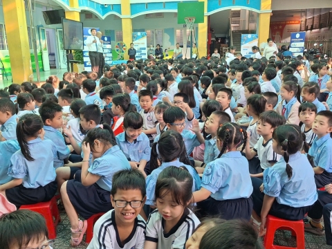 NGÀY HỘI VUI HỌC TIẾNG ANH - TH HÀN HẢI NGUYÊN