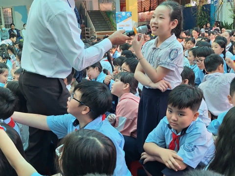 NGÀY HỘI VUI HỌC TIẾNG ANH - TH HÀN HẢI NGUYÊN