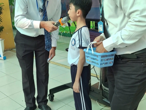 NGÀY HỘI VUI HỌC TIẾNG ANH - TH HÀN HẢI NGUYÊN