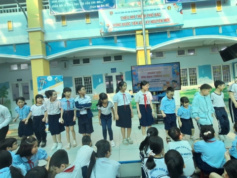 NGÀY HỘI VUI HỌC TIẾNG ANH - TH HÀN HẢI NGUYÊN