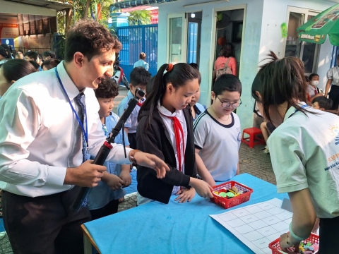 NGÀY HỘI VUI HỌC TIẾNG ANH - TH HÀN HẢI NGUYÊN