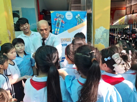 NGÀY HỘI VUI HỌC TIẾNG ANH - TH HÀN HẢI NGUYÊN