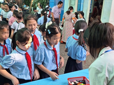 NGÀY HỘI VUI HỌC TIẾNG ANH - TH HÀN HẢI NGUYÊN