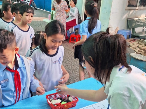 NGÀY HỘI VUI HỌC TIẾNG ANH - TH HÀN HẢI NGUYÊN