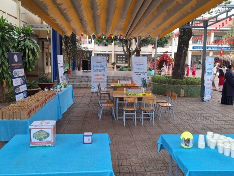 NGÀY HỘI XUÂN TRƯỜNG LÊ VĂN TÁM