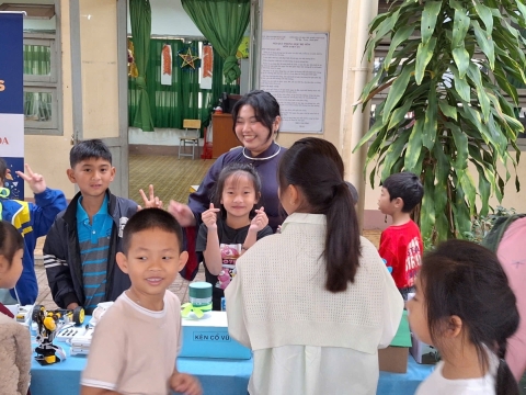 NGÀY HỘI XUÂN TRƯỜNG LÊ VĂN TÁM