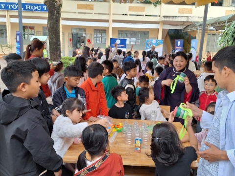 NGÀY HỘI XUÂN TRƯỜNG LÊ VĂN TÁM