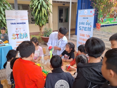 NGÀY HỘI XUÂN TRƯỜNG LÊ VĂN TÁM