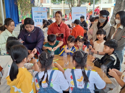 NGÀY HỘI XUÂN TRƯỜNG LÊ VĂN TÁM