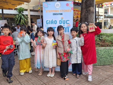 NGÀY HỘI XUÂN TRƯỜNG LÊ VĂN TÁM