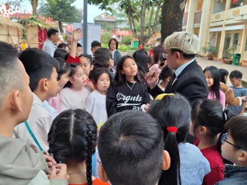 NGÀY HỘI XUÂN TRƯỜNG LÊ VĂN TÁM