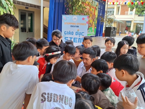 NGÀY HỘI XUÂN TRƯỜNG LÊ VĂN TÁM