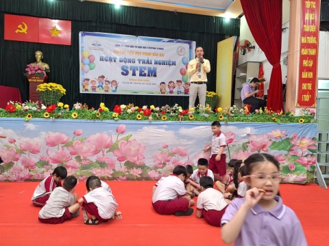 NGÀY HỘI STEM TIÊU HỌC PHẠM VĂN HAI