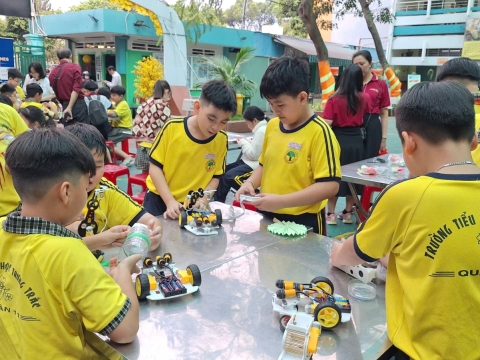 NGÀY HỘI XUÂN TIÊU HỌC TRƯNG TRẮC