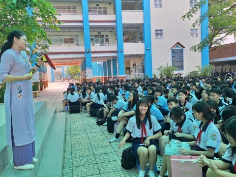 CHUYÊN ĐỀ KỸ NĂNG SỐNG - TRƯỜNG THCS LÊ ANH XUÂN