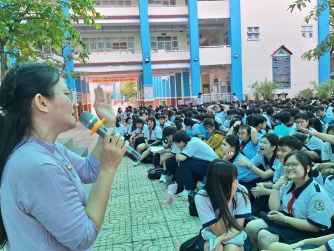 CHUYÊN ĐỀ KỸ NĂNG SỐNG - TRƯỜNG THCS LÊ ANH XUÂN