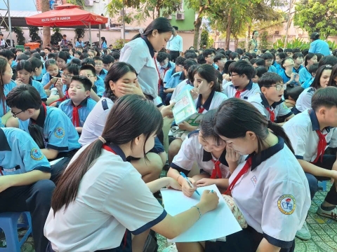 CHUYÊN ĐỀ KỸ NĂNG SỐNG - TRƯỜNG THCS LÊ ANH XUÂN