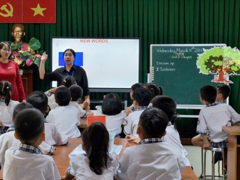 OPEN HOUSE THOẠI NGỌC HẦU