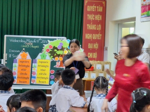 OPEN HOUSE THOẠI NGỌC HẦU