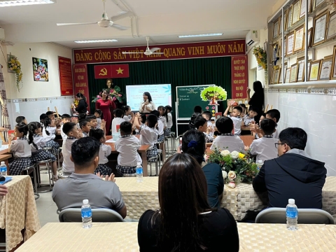 OPEN HOUSE THOẠI NGỌC HẦU