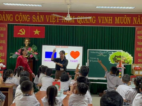 OPEN HOUSE THOẠI NGỌC HẦU