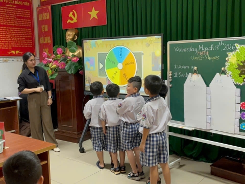 OPEN HOUSE THOẠI NGỌC HẦU