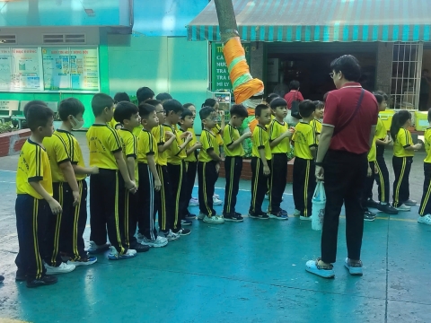 EVENT ENGLISH TRƯNG TRẮC