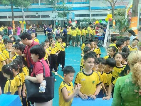 EVENT ENGLISH TRƯNG TRẮC