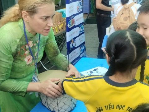 EVENT ENGLISH TRƯNG TRẮC