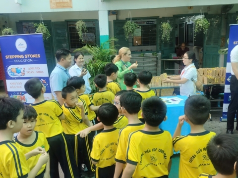 EVENT ENGLISH TRƯNG TRẮC