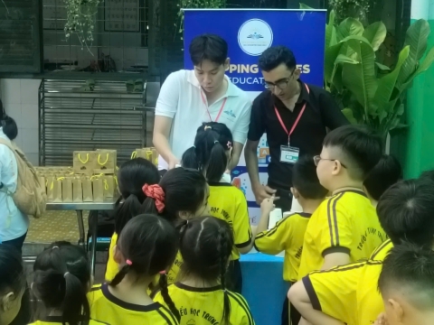 EVENT ENGLISH TRƯNG TRẮC