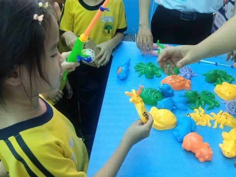 EVENT ENGLISH TRƯNG TRẮC