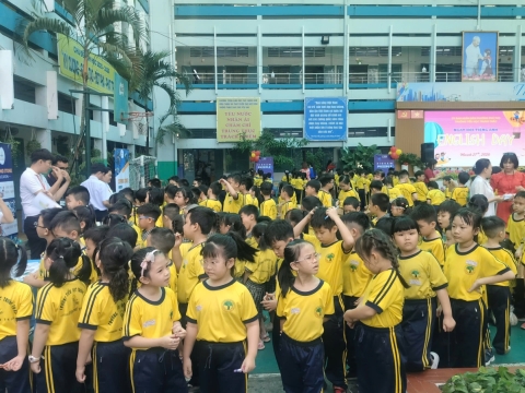 EVENT ENGLISH TRƯNG TRẮC