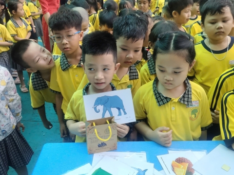 EVENT ENGLISH TRƯNG TRẮC