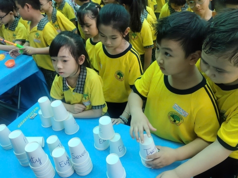 EVENT ENGLISH TRƯNG TRẮC