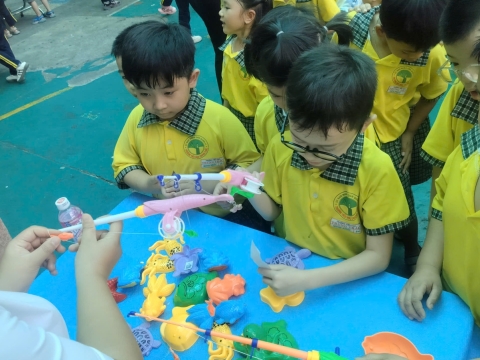 EVENT ENGLISH TRƯNG TRẮC