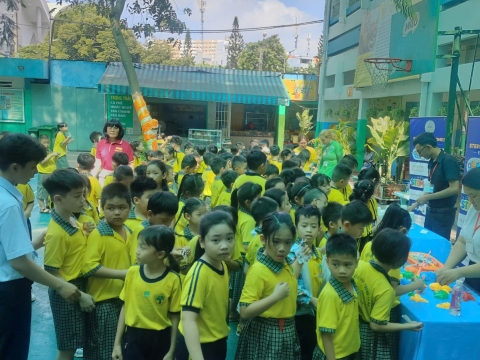 EVENT ENGLISH TRƯNG TRẮC