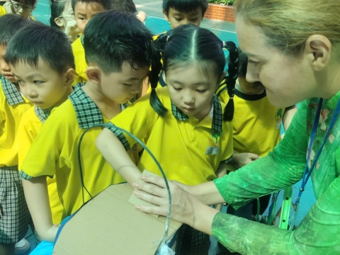 EVENT ENGLISH TRƯNG TRẮC