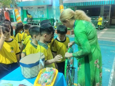 EVENT ENGLISH TRƯNG TRẮC