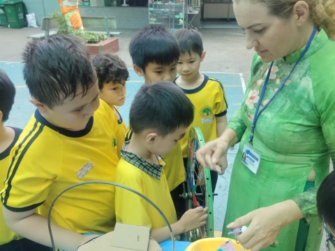 EVENT ENGLISH TRƯNG TRẮC