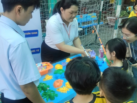 EVENT ENGLISH TRƯNG TRẮC