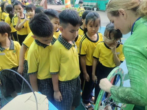 EVENT ENGLISH TRƯNG TRẮC