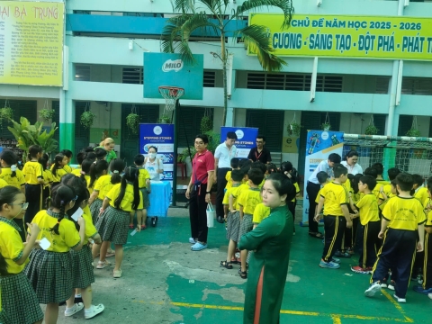 EVENT ENGLISH TRƯNG TRẮC