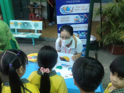 EVENT ENGLISH TRƯNG TRẮC