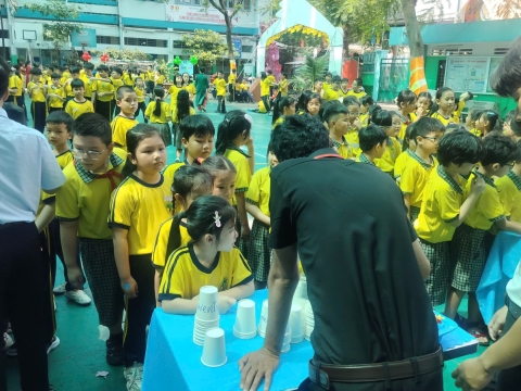 EVENT ENGLISH TRƯNG TRẮC