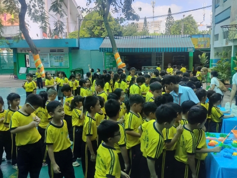 EVENT ENGLISH TRƯNG TRẮC