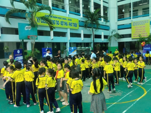 EVENT ENGLISH TRƯNG TRẮC