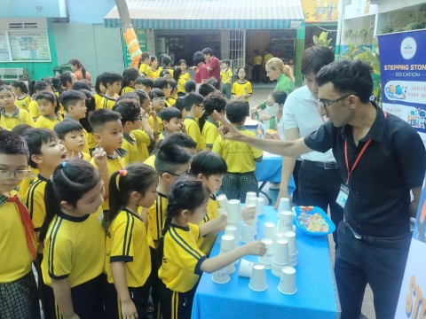 EVENT ENGLISH TRƯNG TRẮC