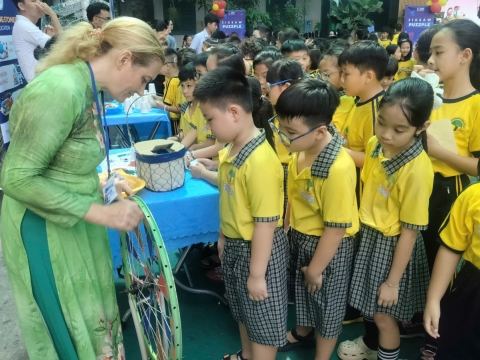 EVENT ENGLISH TRƯNG TRẮC