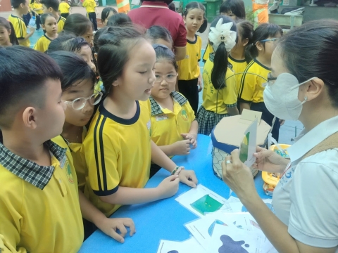 EVENT ENGLISH TRƯNG TRẮC